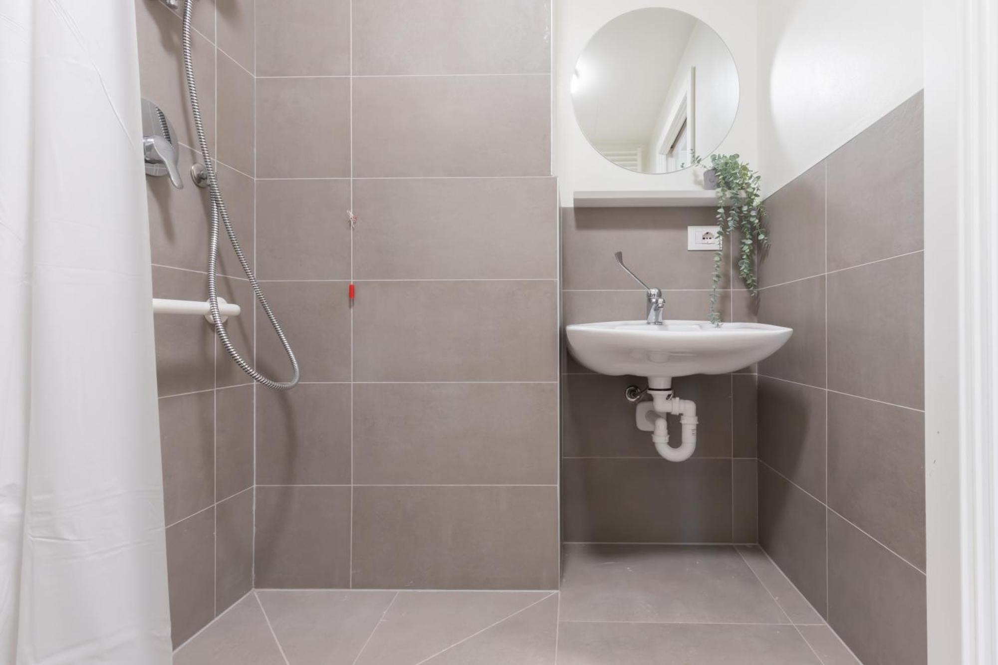 Well-Located Campus Rooms Near City Park Milan Extérieur photo